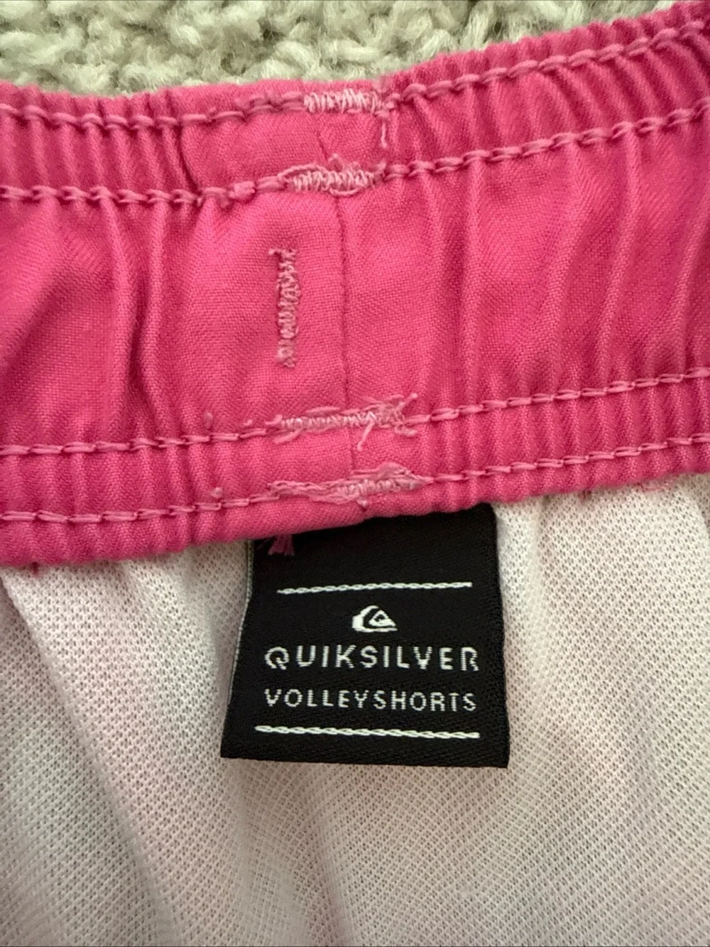 Quicksilver‎ Mens Everyday Volley 15 Shorts Pink Size M Drawstring Soft Swim